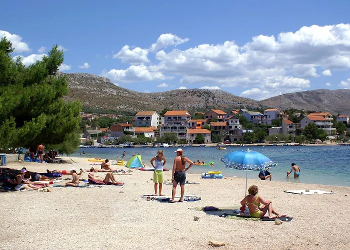 By The Sea Grebastica - - 23313 *