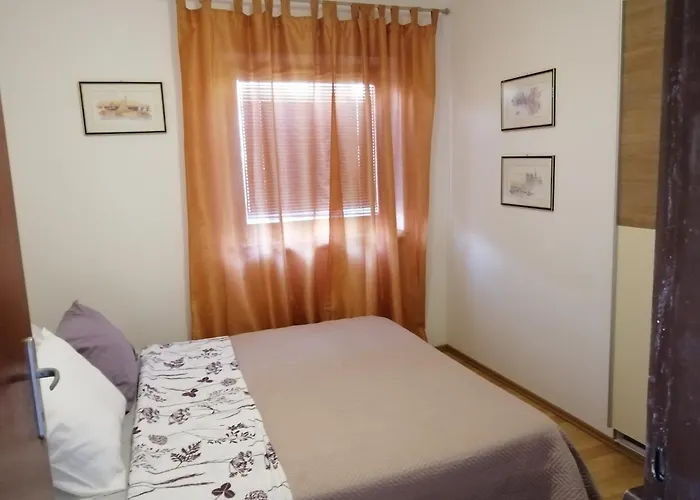 By The Sea Grebastica - - 23313 Daire *